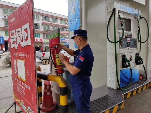 納溪區(qū)消防救援大隊(duì)深入易燃易爆場(chǎng)所開展 雙隨機(jī) 一公開 消防安全檢查工作