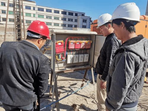 園洲鎮(zhèn)開展節(jié)前大檢查，筑牢安全生產與消防安全防線